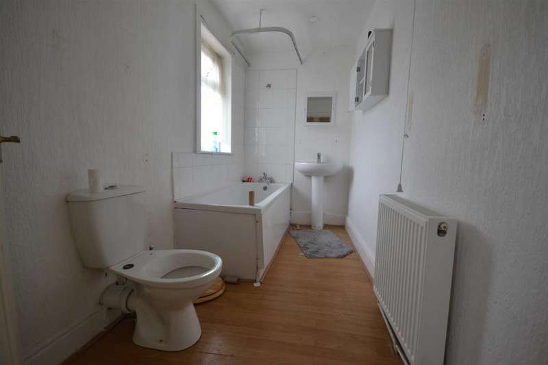 3 Bedroom End Of Terrace House For Sale In Bolton Road, Radcliffe