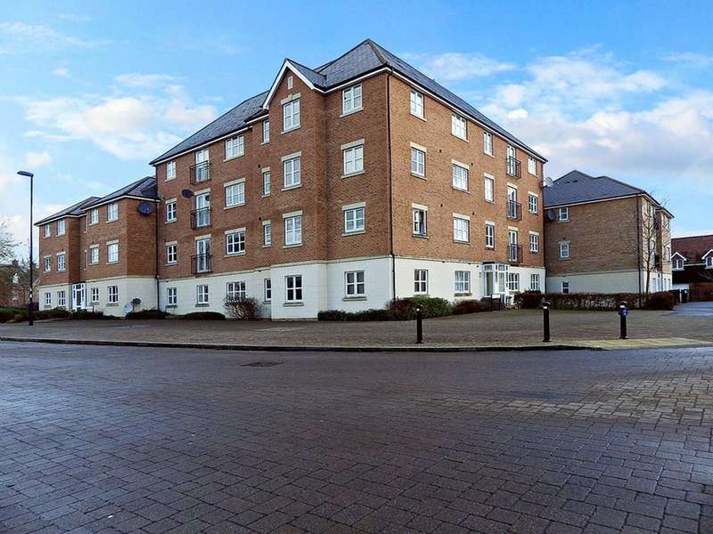 2 Bedroom Apartment To Rent In Estella Close, Swindon, Wiltshire, SN25