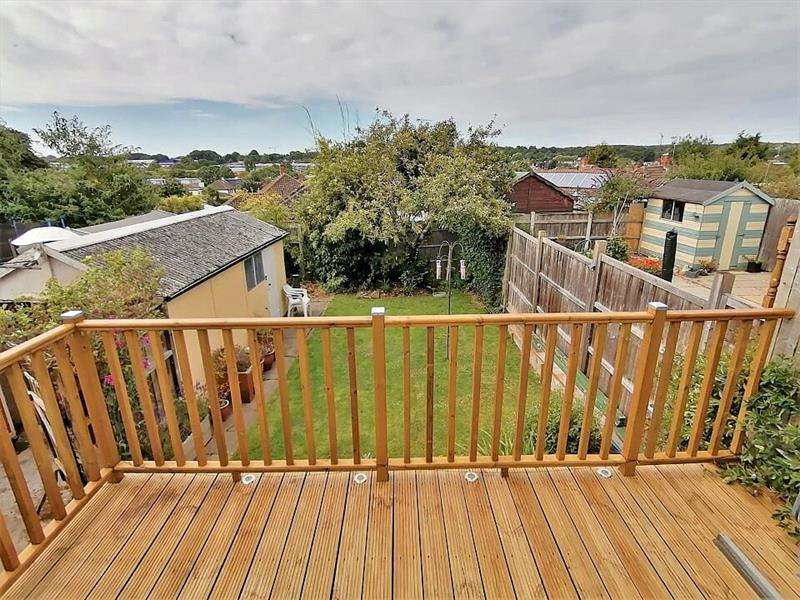 2 Bedroom Bungalow For Sale In Springwater Road, Leighonsea, Essex, SS9