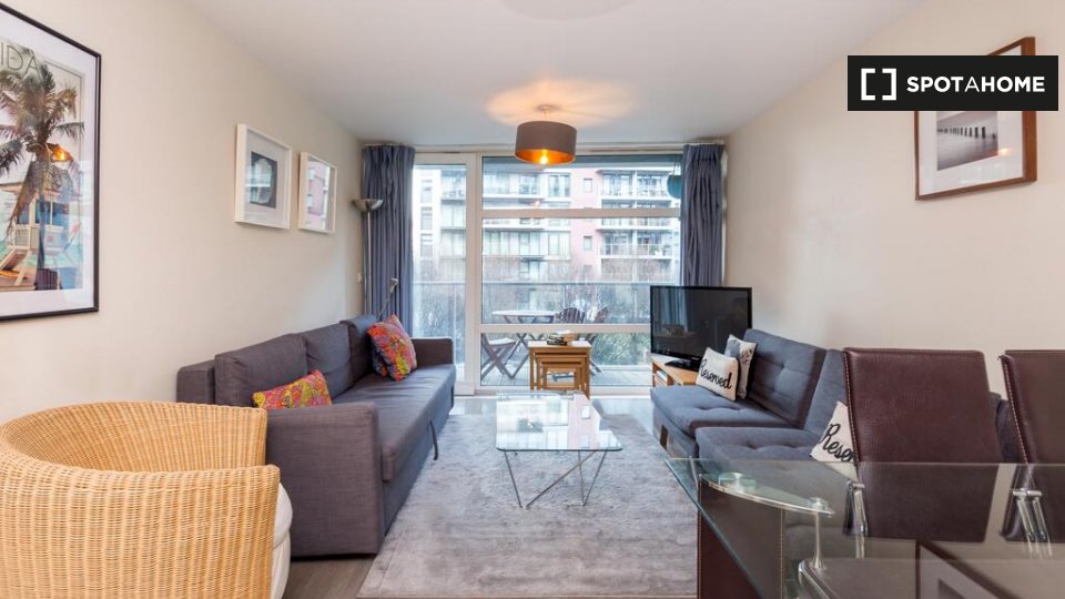 2 Bedroom Flat To Rent In Warwick Building, SW8