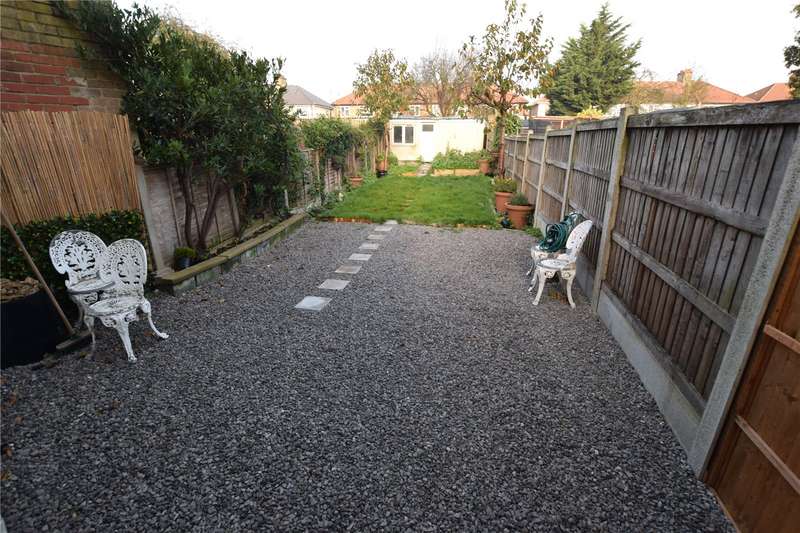 3 Bedroom SemiDetached House For Sale In Eddy Close, Romford, RM7