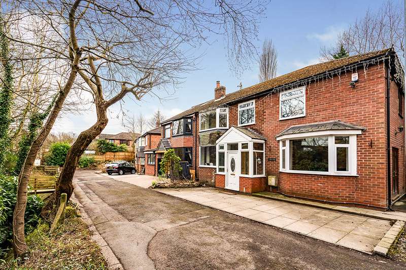 4 Bedroom Semi Detached House For Sale In Moorfield, Roe Green, Worsley