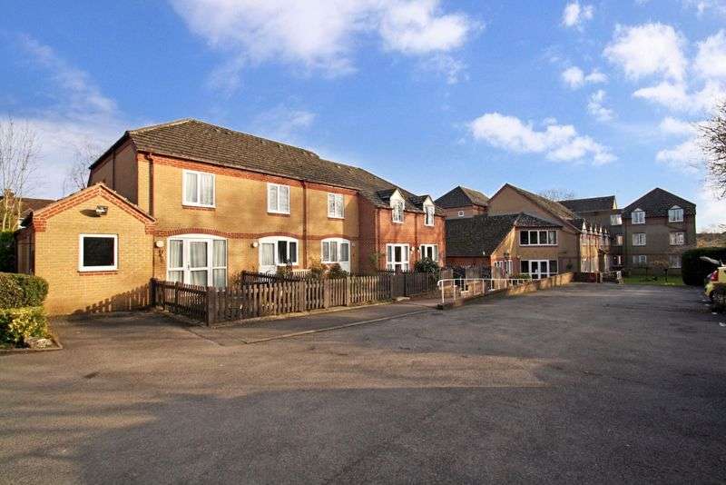 Houses for sale & to rent in SO50 7NS, The Beeches, Fair Oak And Horton