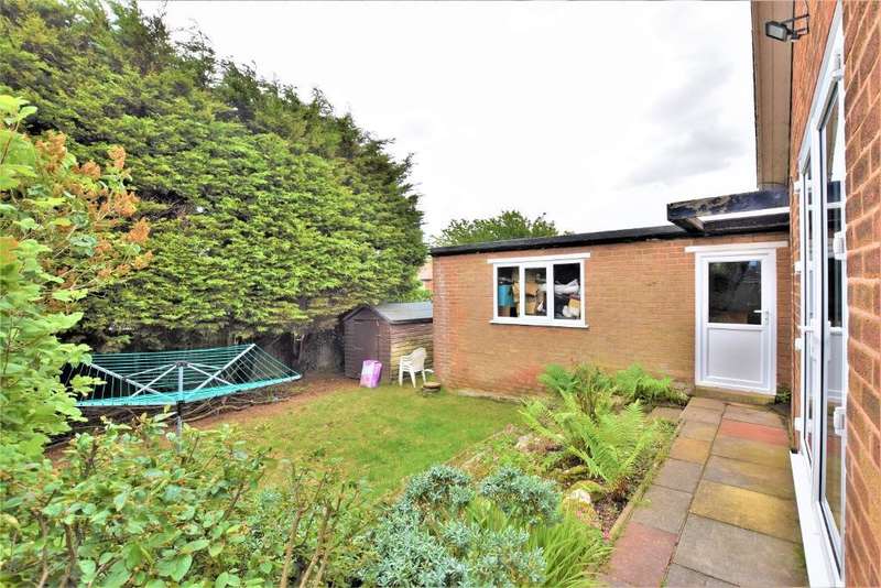 3 Bedroom Semi Detached Bungalow For Sale In Devonshire Road, Blackpool