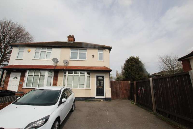 2 Bedroom Semi Detached House For Sale In London Road, Romford, RM7