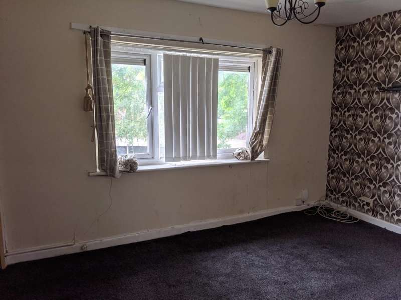 Semi Detached For Sale In Keats Road, Wolverhampton, West Midlands, WV10