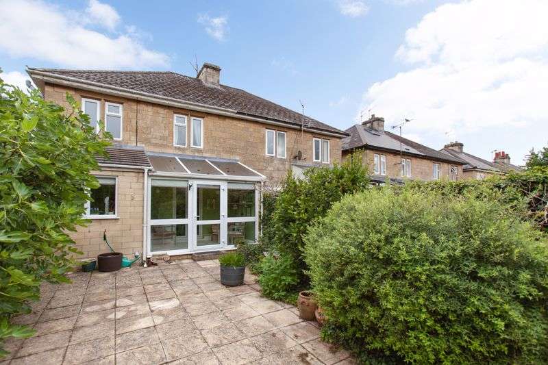 2 Bedroom Property For Sale In Priory Street, Corsham, SN13