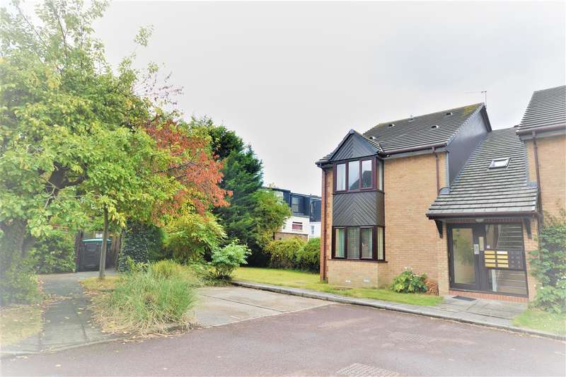 1 Bedroom Studio Flat To Rent In Beaulieu Place, Chiswick, W4