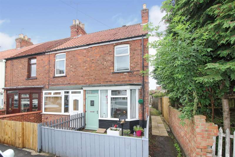 2 Bedroom End Of Terrace House For Sale In Beaver Road, Beverley, HU17