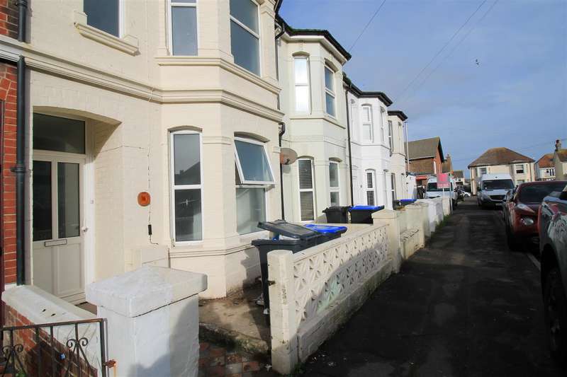 House To Rent In Cecil Road, Lancing, BN15