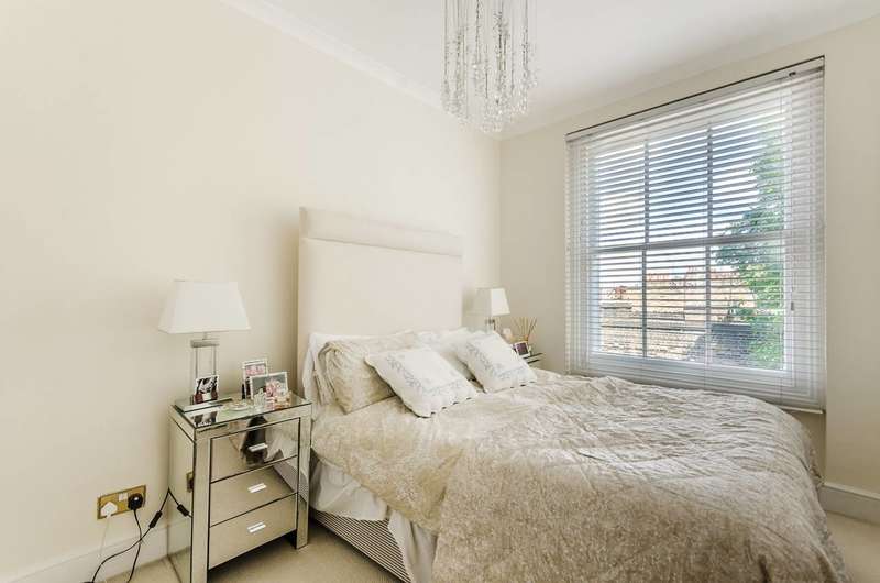 2 Bedroom Flat To Rent In Redcliffe Gardens, Chelsea, SW10