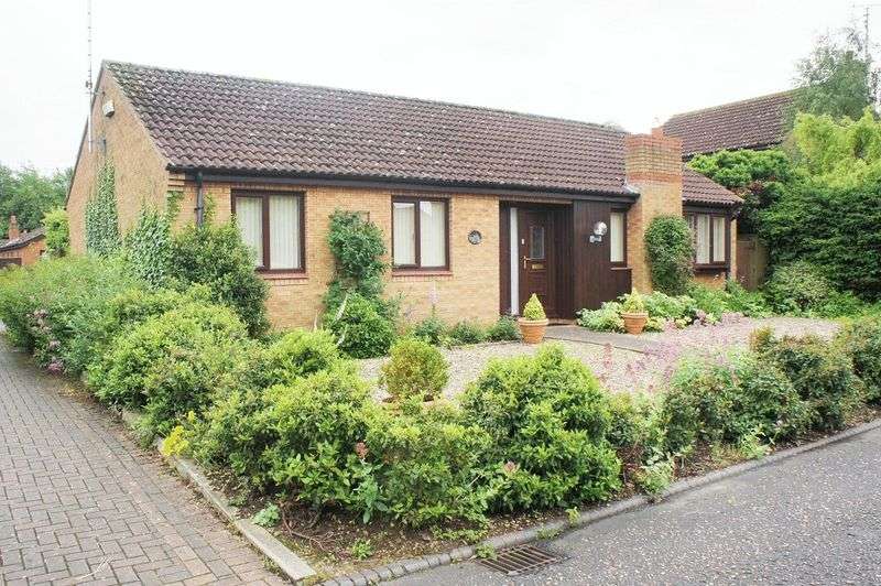 Houses for sale & to rent in PE2 6SH, Dunblane Drive, Orton Waterville