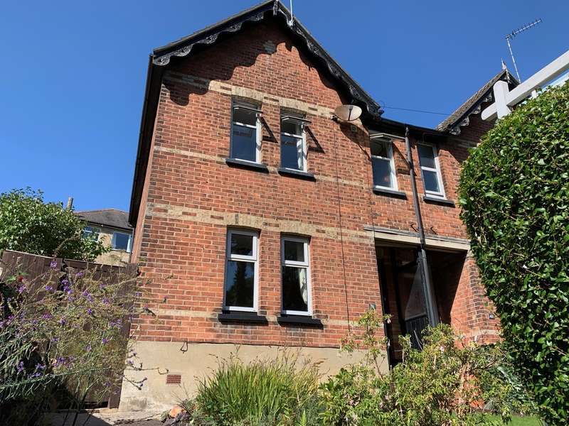 3 Bedroom SemiDetached House For Sale In Bourne Valley Road, Poole, BH12