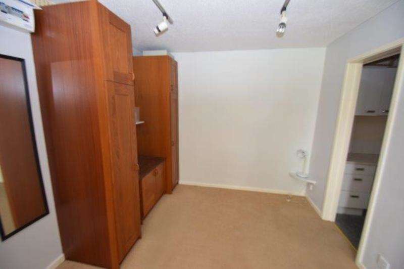 Studio To Rent In Greenfield Garth, Hull, HU6