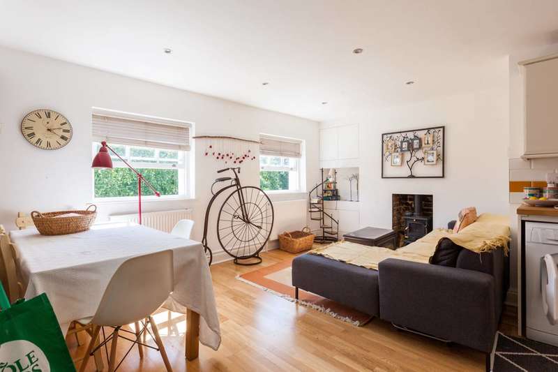 1 Bedroom Flat For Sale In Brixton Hill, Brixton, SW2