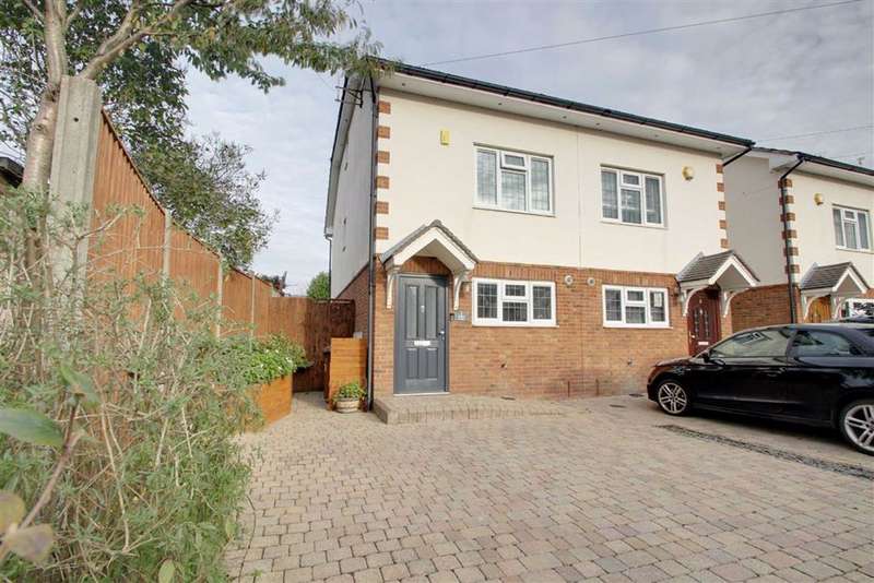 4 Bedroom Semi Detached For Sale In Popes Road, Abbots Langley