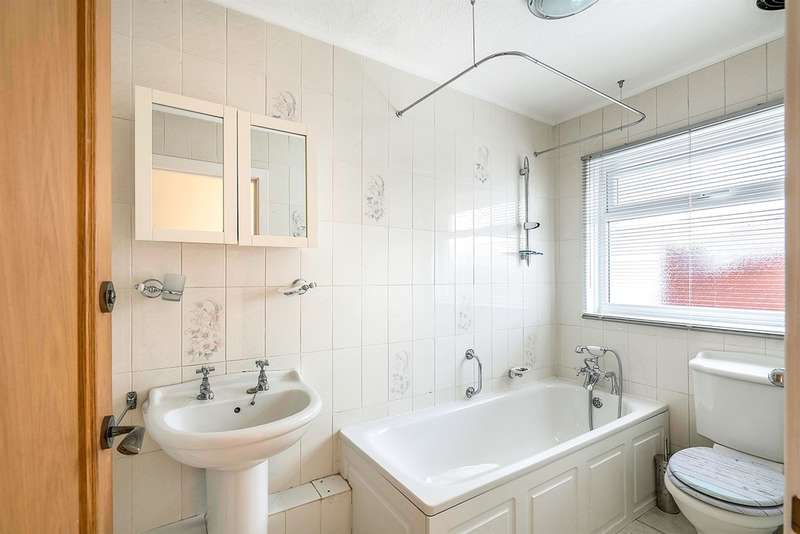 2 Bedroom Detached Bungalow For Sale In Daphne Road, Neath, SA10