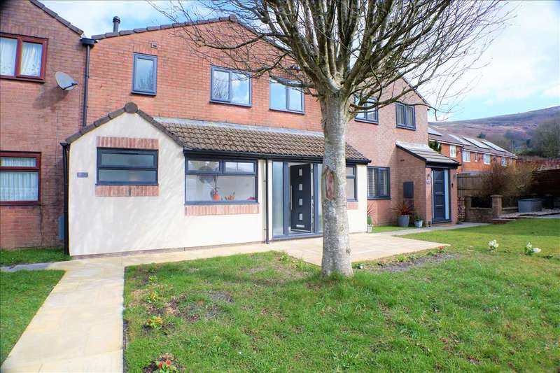 Houses for sale in Treorchy, CF42, Rhondda Cynon Taff