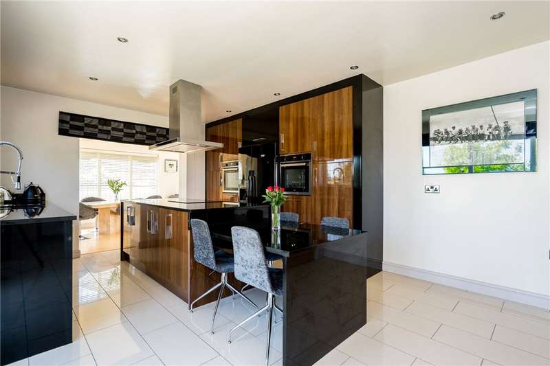 5 Bedroom Detached Bungalow For Sale In Ledgate Lane, Burton Salmon