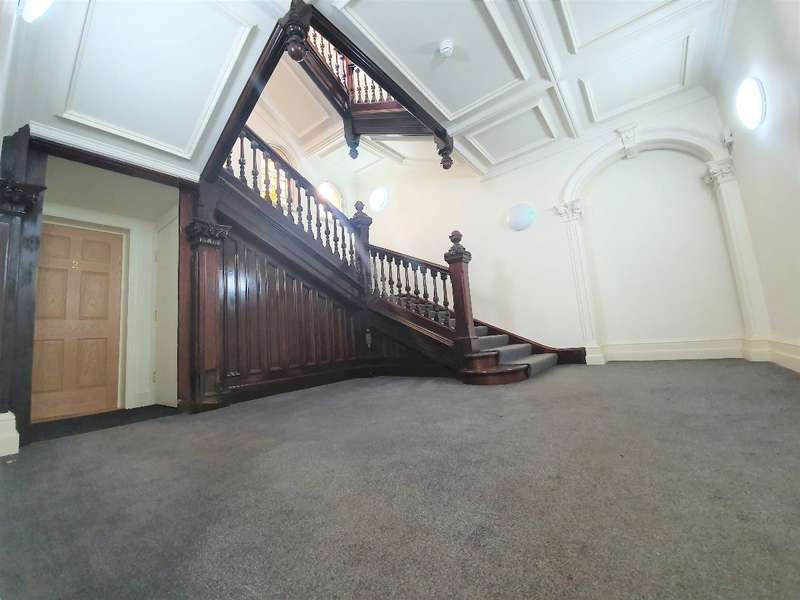 2 Bedroom Apartment Flat To Rent In Flat, Beaumont Villa, Cliftonville
