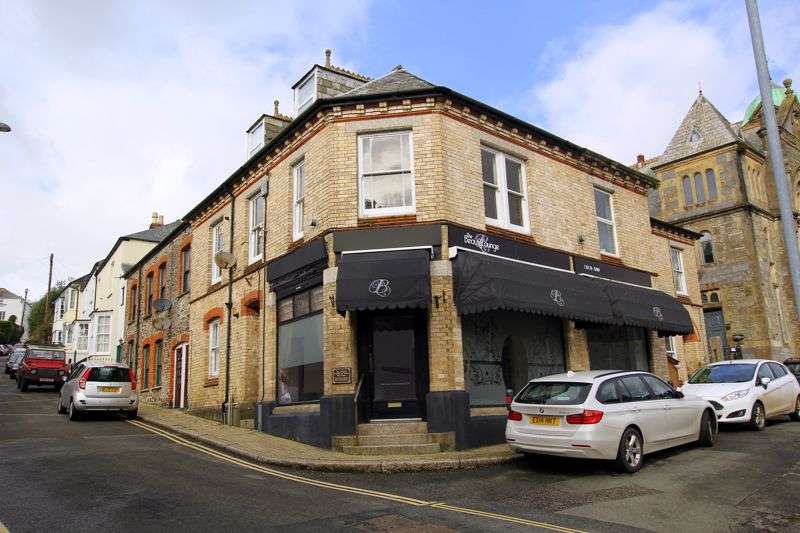 2 Bedroom Home To Rent In Albert Terrace, Lostwithiel, PL22