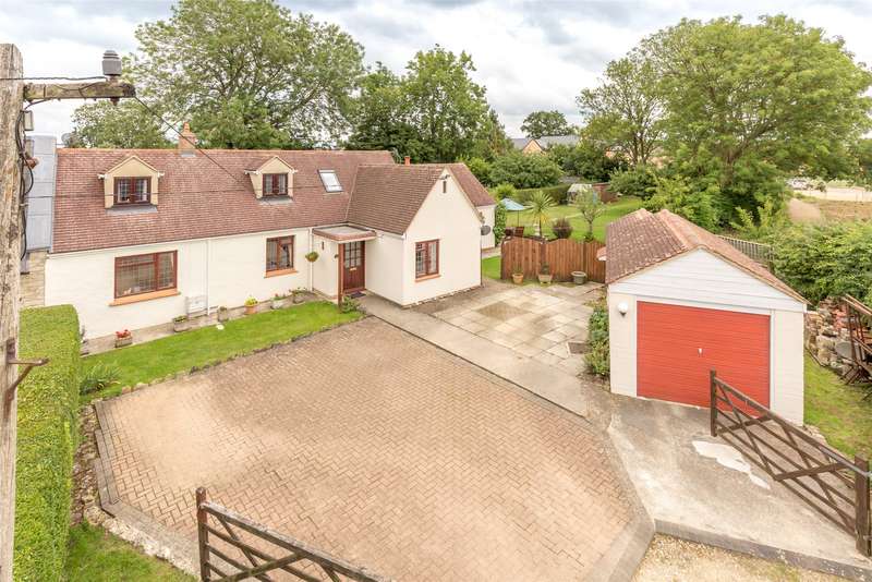 3 Bedroom Detached Bungalow For Sale In New Yatt Road, North Leigh