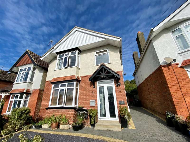 3 Bedroom House For Sale In Pleydell Road, Swindon, SN1