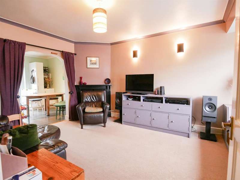 3 Bedroom Terraced House For Sale In Leinster Avenue, Bristol, BS4
