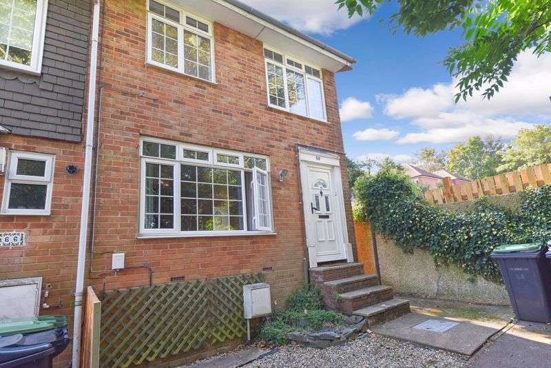 3 Bedroom Home For Sale In Freshfield Gardens, Waterlooville, PO7