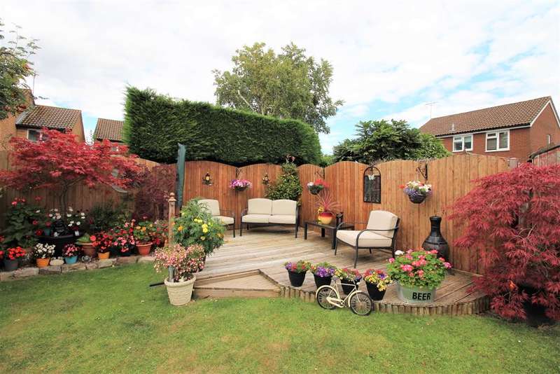 4 Bedroom Detached House For Sale In Swallow Park, Thornbury, BS35