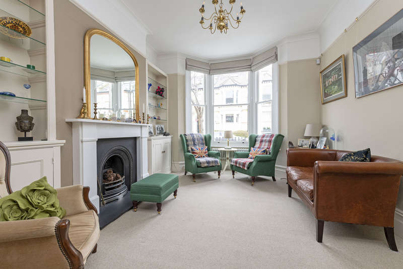 4 Bedroom Terraced House For Sale In Hillier Road, London, SW11