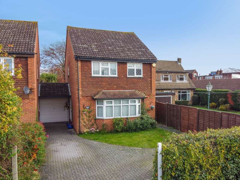 4 Bedroom SemiDetached House For Sale In Walton Park Lane, Waltonon