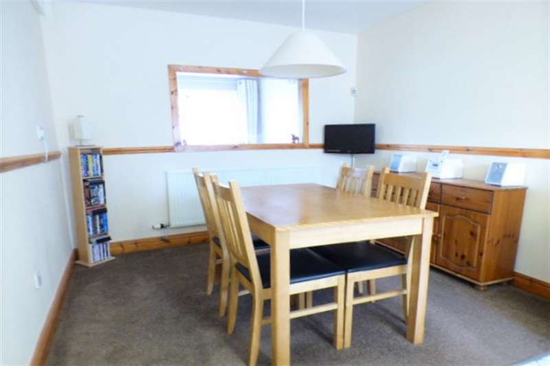 3 Bedroom Mews House For Sale In Camborne Close, Brookvale, Runcorn, WA7