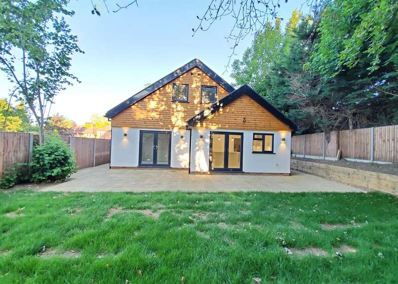 4 Bedroom Detached Bungalow For Sale In Kentwood Hill, Tilehurst