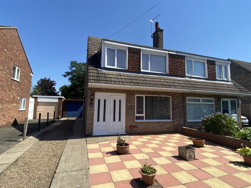 3 Bedroom SemiDetached House For Sale In Laburnum Close, North Hykeham
