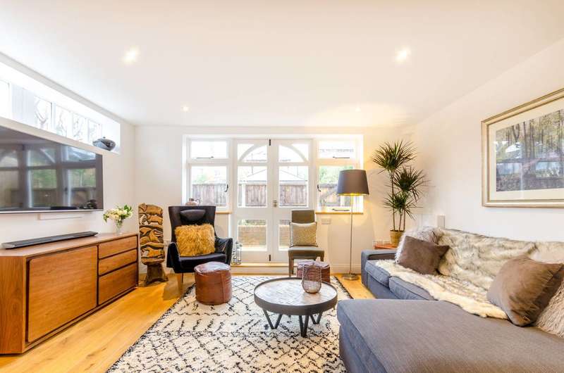 2 Bedroom Cottage To Rent In Ennismore Avenue, Guildford, GU1