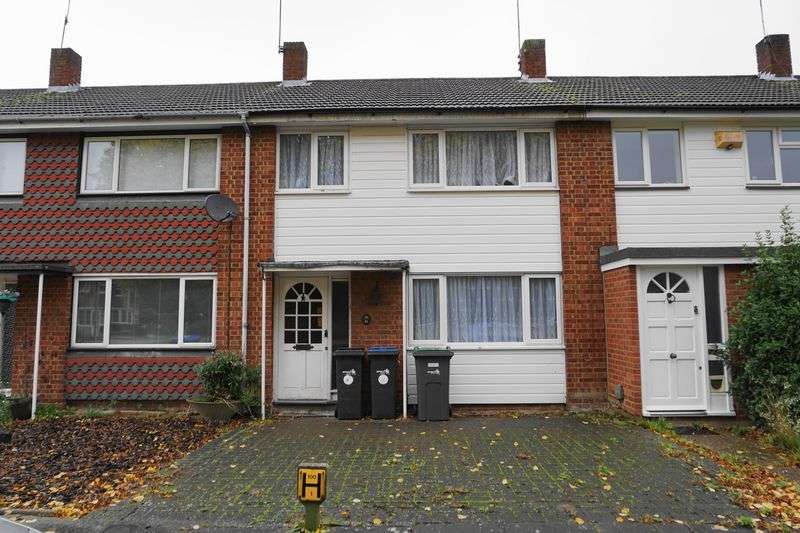 Property For Sale In Winchmore Hill, N21