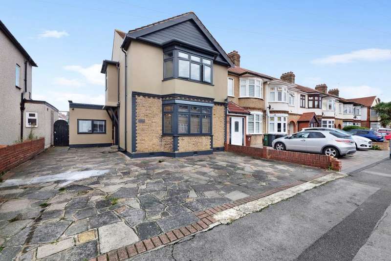 4 Bedroom Semi Detached For Sale In Fourth Avenue, Romford, Essex, RM7