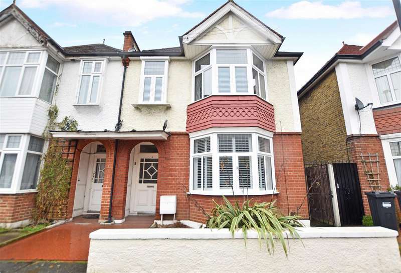 Houses for sale & to rent in TW3 2BE, Argyle Road,,Hounslow Heath, Hounslow