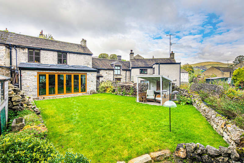 Houses for sale in Peak District National Park, S33