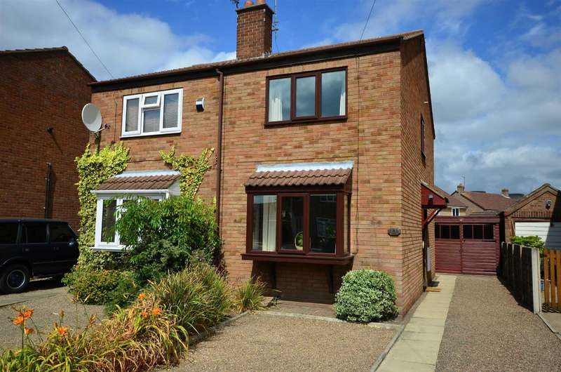 2 Bedroom Semi Detached House For Sale In Lingcroft Close, Camblesforth