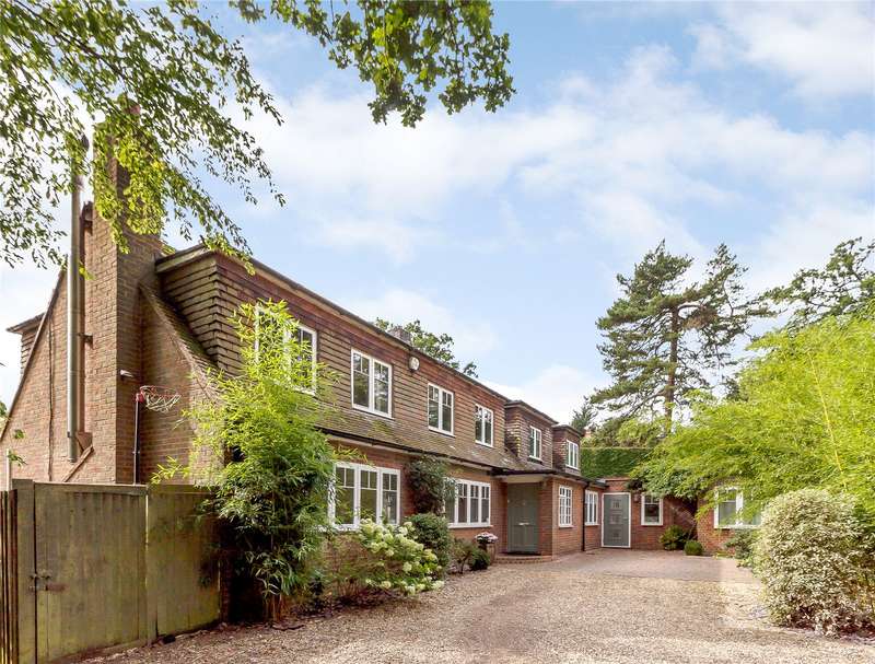 5 Bedroom Detached For Sale In Nightingales Lane, Chalfont St. Giles