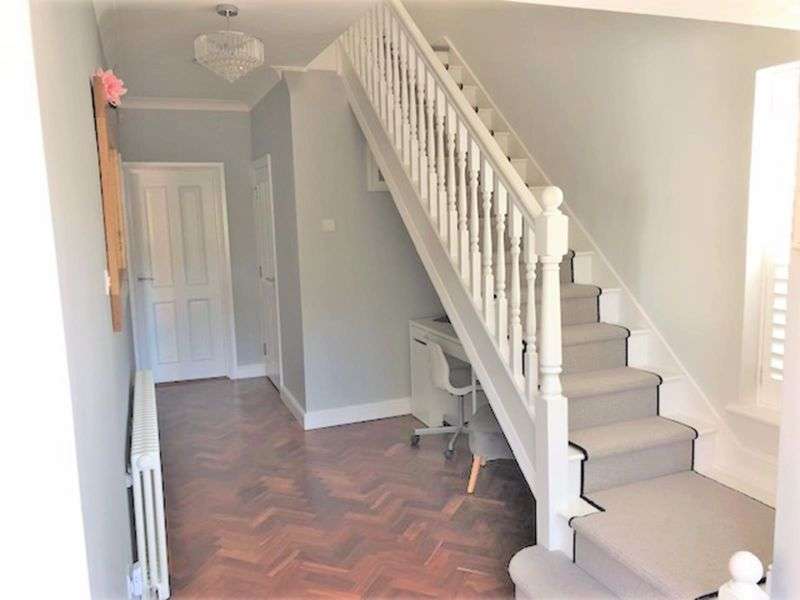 4 Bedroom Home For Sale In Priests Lane, Shenfield, Brentwood, CM15