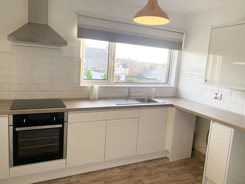 2 Bedroom Flat To Rent In Hall Drive, North Cornelly, Bridgend, CF33