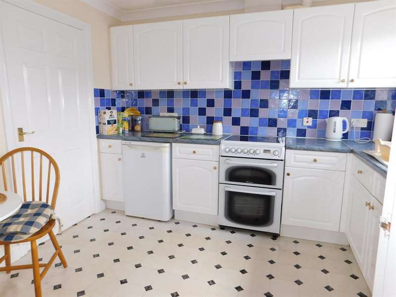 3 Bedroom Detached Bungalow For Sale In Wilkinson Way, Hogsthorpe