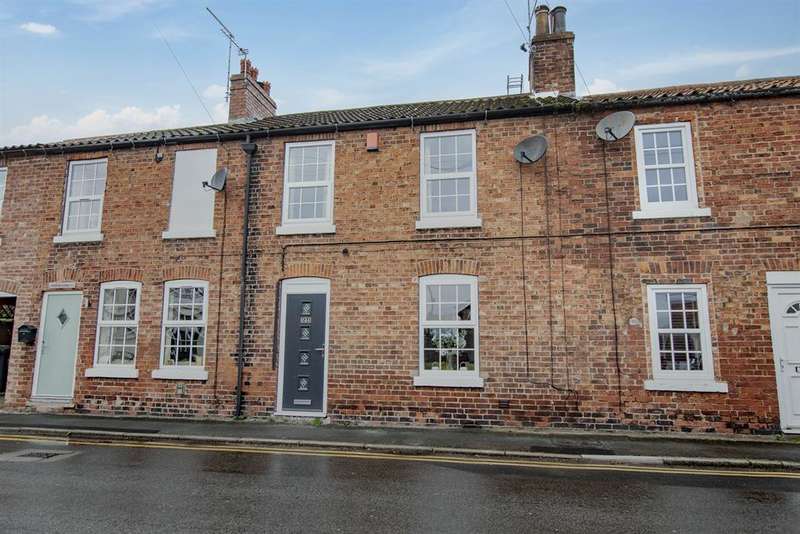 2 Bedroom Cottage For Sale In Church Street, Bawtry, Doncaster, DN10