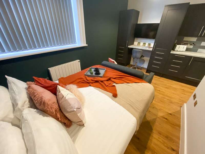 Flat To Rent In Bentley Road, L8 0sy,