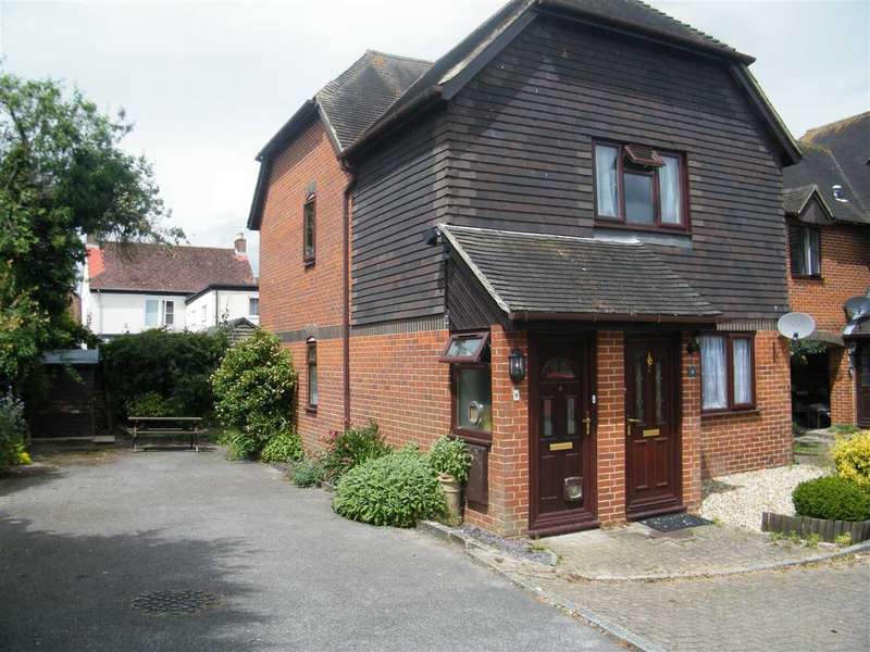 2 Bedroom Apartment To Rent In Waltham Court, Overton, RG25