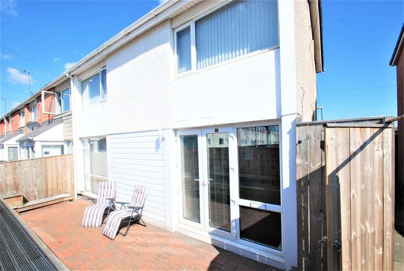 3 Bedroom Link Detached House For Sale In Amble Avenue, South Shields, NE34