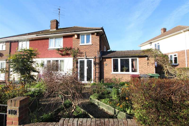 3 Bedroom SemiDetached House For Sale In Haywood Way, Reading, RG30